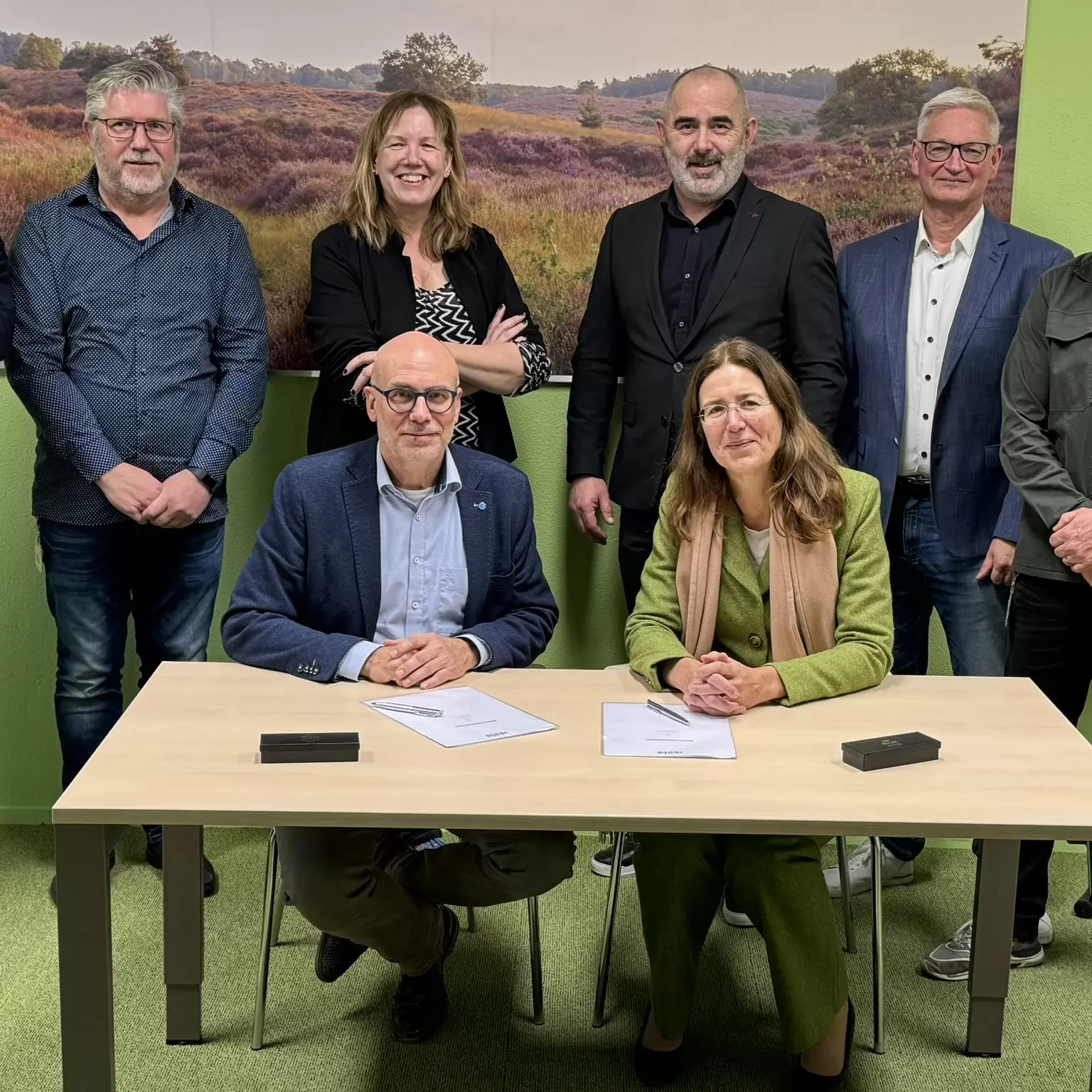 Aanwezigen tekenmoment